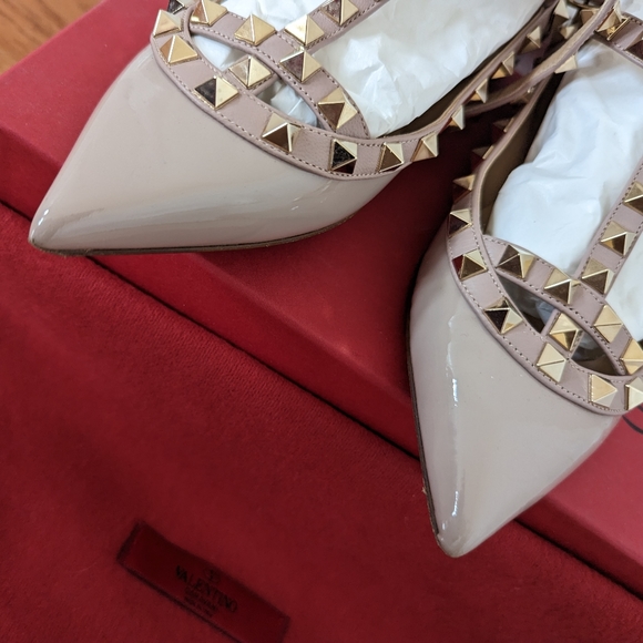 Valentino Rockstud Flats - Picture 3 of 5
